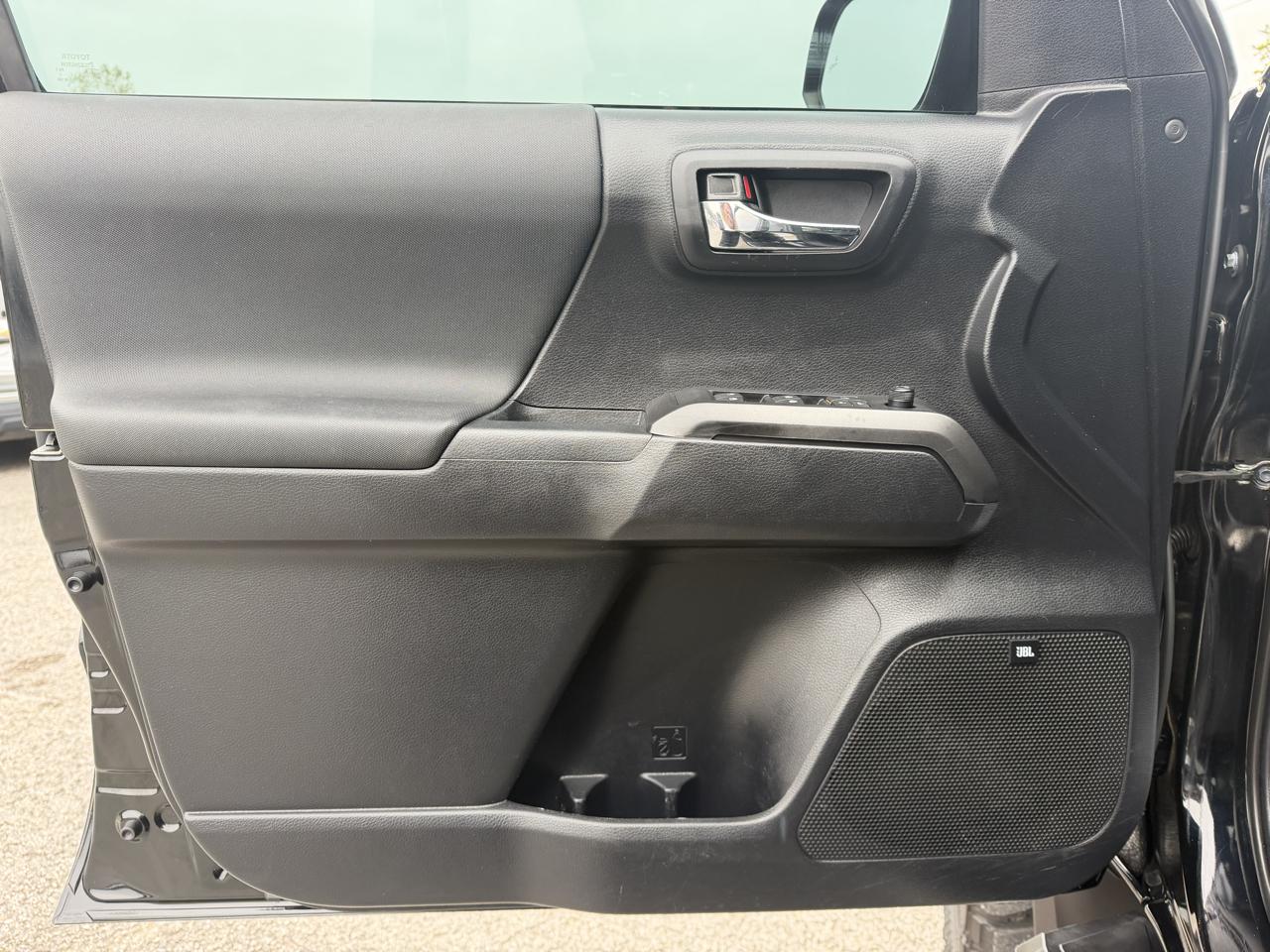 Toyota Tacoma  2019