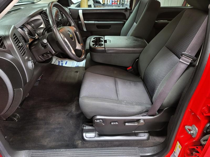 Chevrolet Silverado 1500 LT Crew Cab 4WD 2013