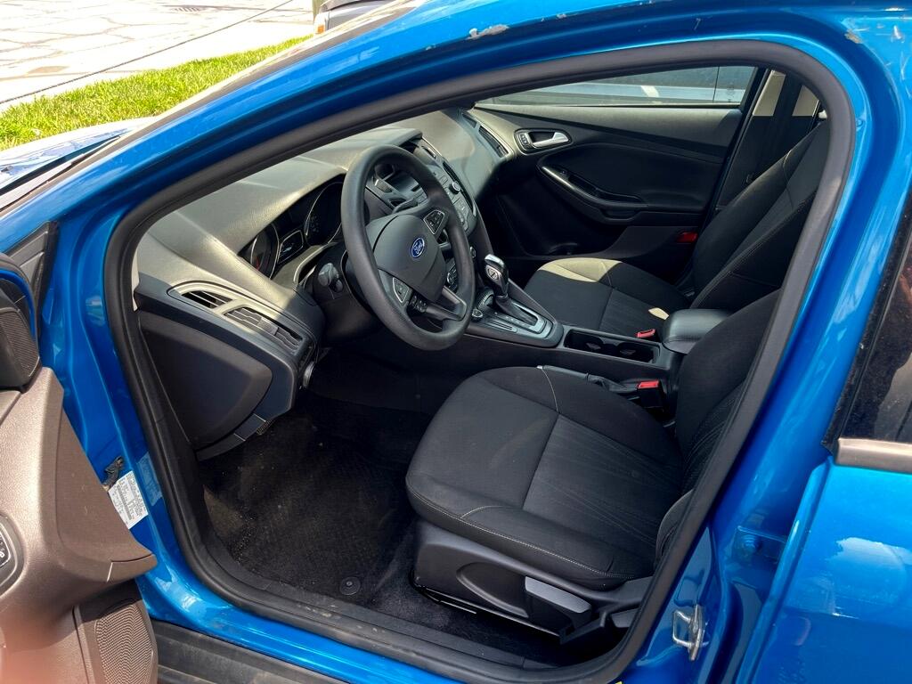 Ford Focus SE Sedan 2015 Ford Focus SE Sedan 2015