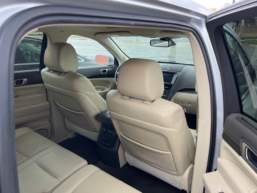 Lincoln MKT 3.5L with EcoBoost AWD 2014