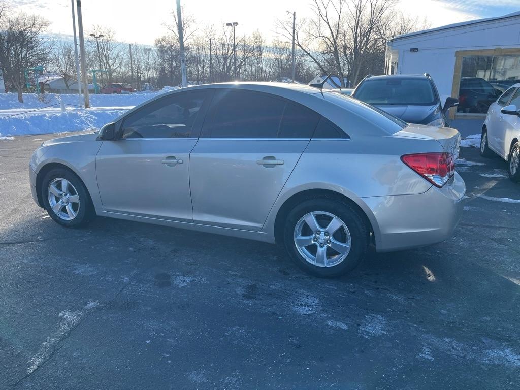 Chevrolet Cruze 1LT 2012