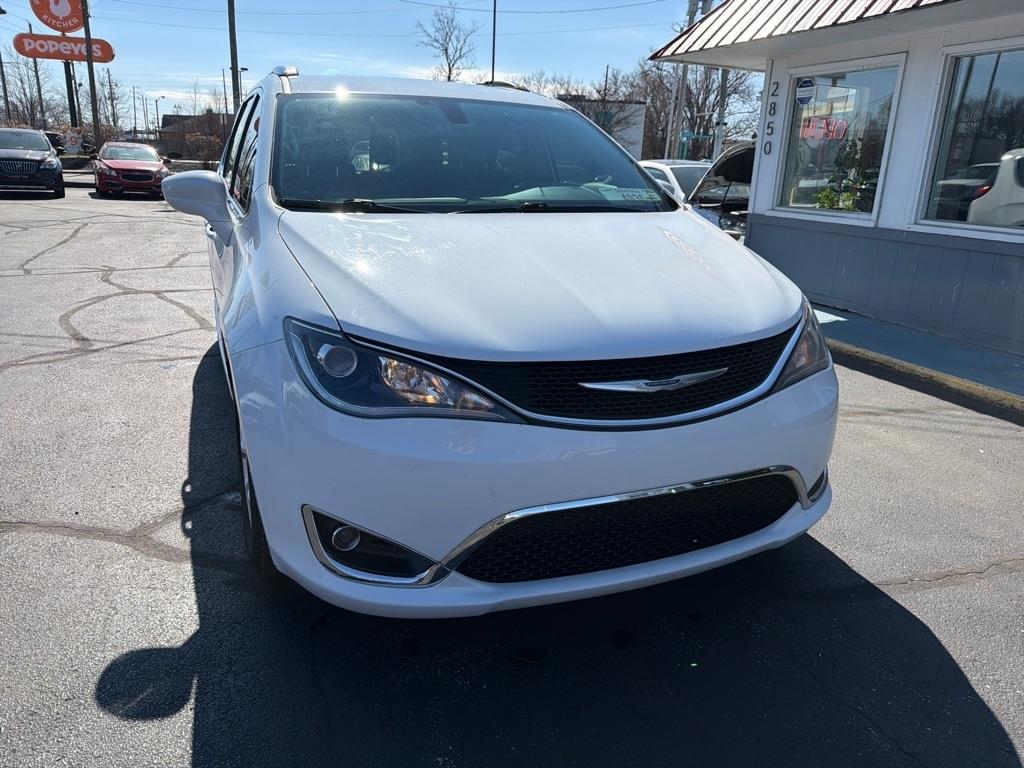 Chrysler Pacifica Touring-L Plus 2017