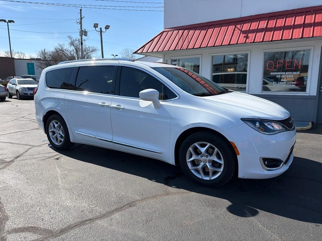 Chrysler Pacifica Touring-L Plus 2017