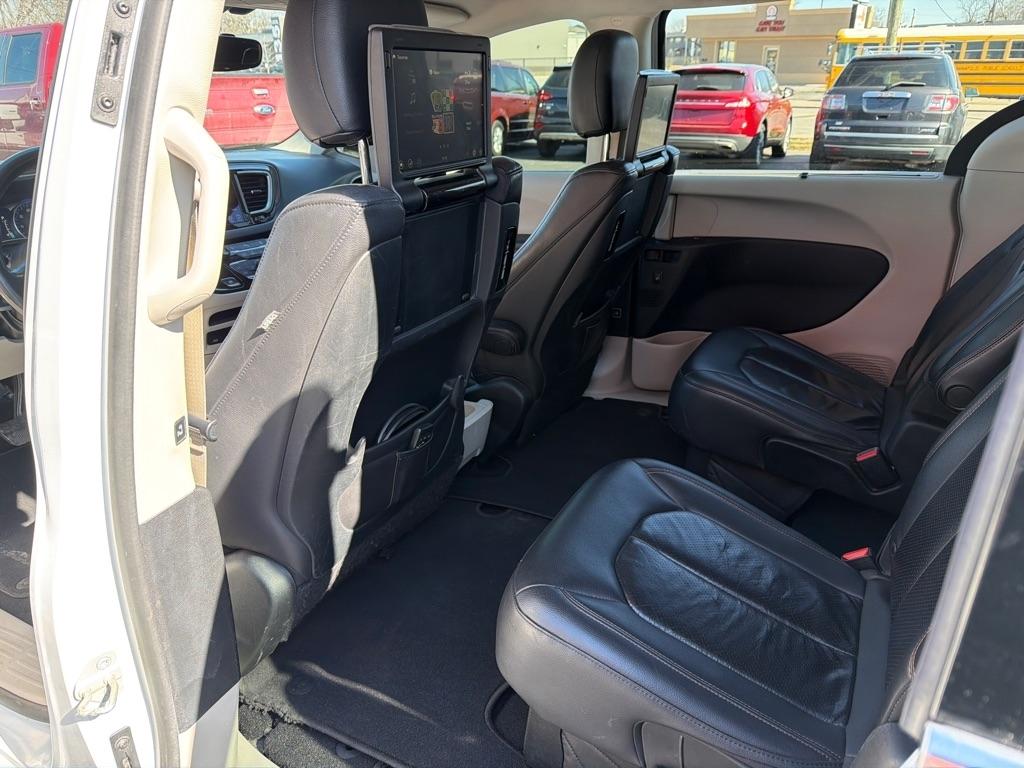 Chrysler Pacifica Touring-L Plus 2017