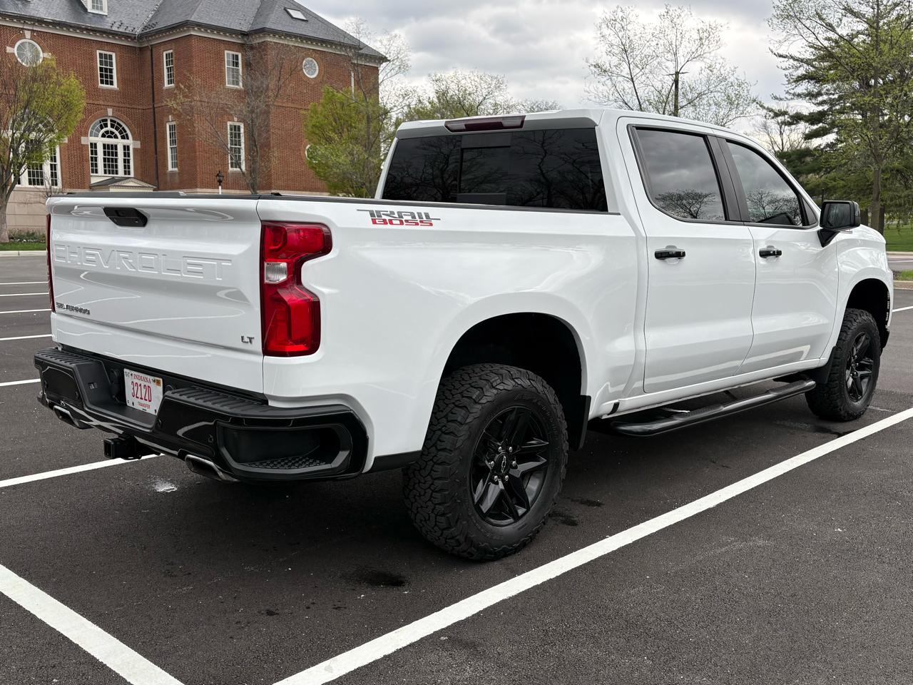 Chevrolet Silverado 1500 LT Trail Boss Crew Cab 4WD 2020