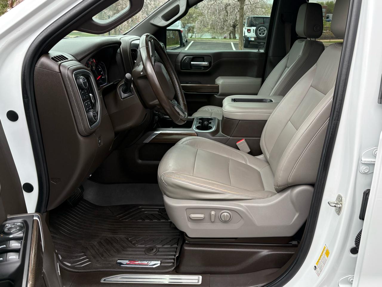Chevrolet Silverado 1500 LT Trail Boss Crew Cab 4WD 2020