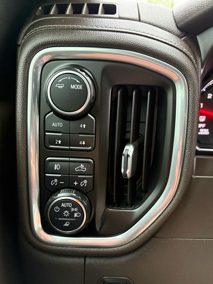Chevrolet Silverado 1500 LT Trail Boss Crew Cab 4WD 2020