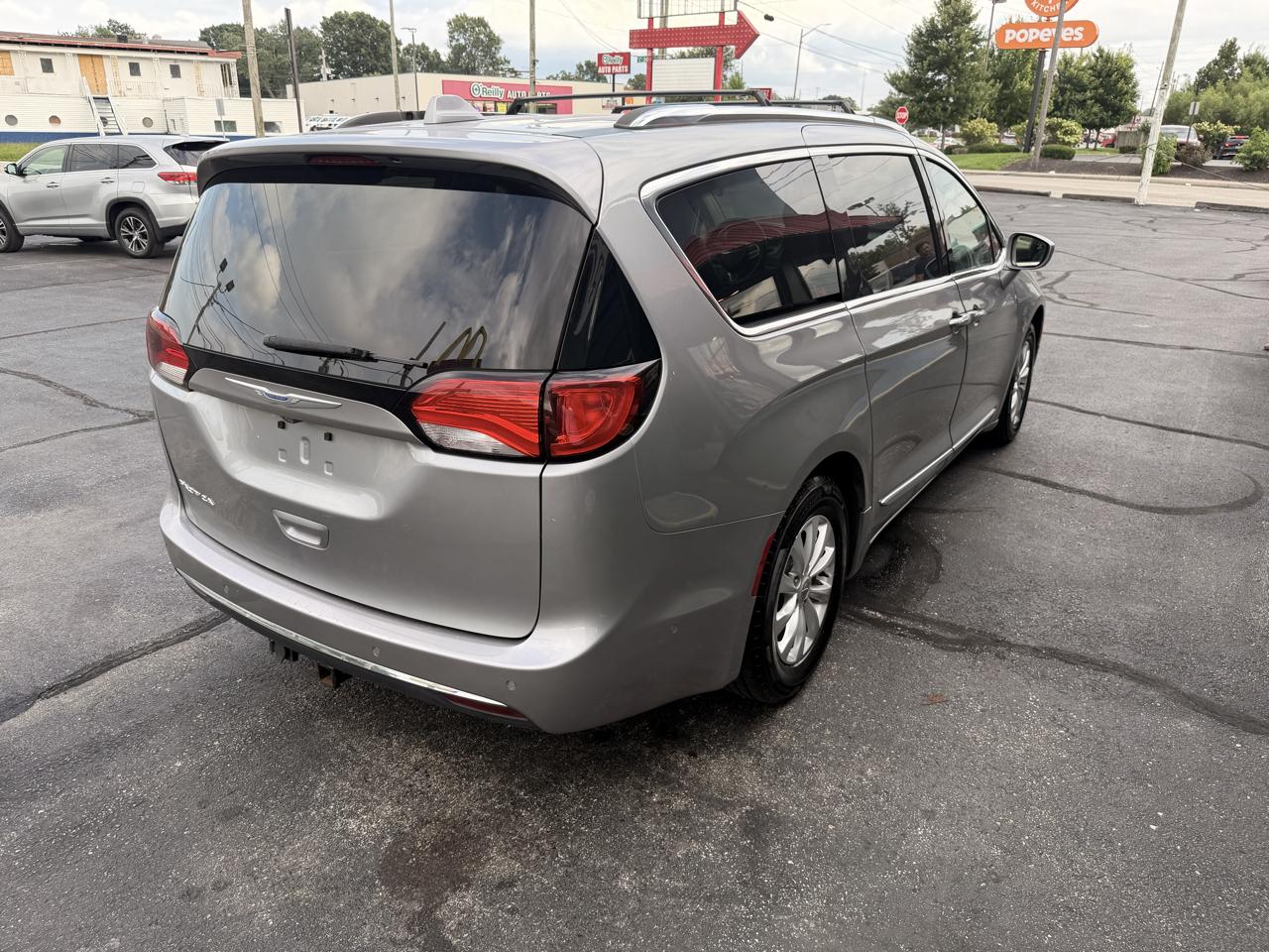Chrysler Pacifica Touring-L 2018