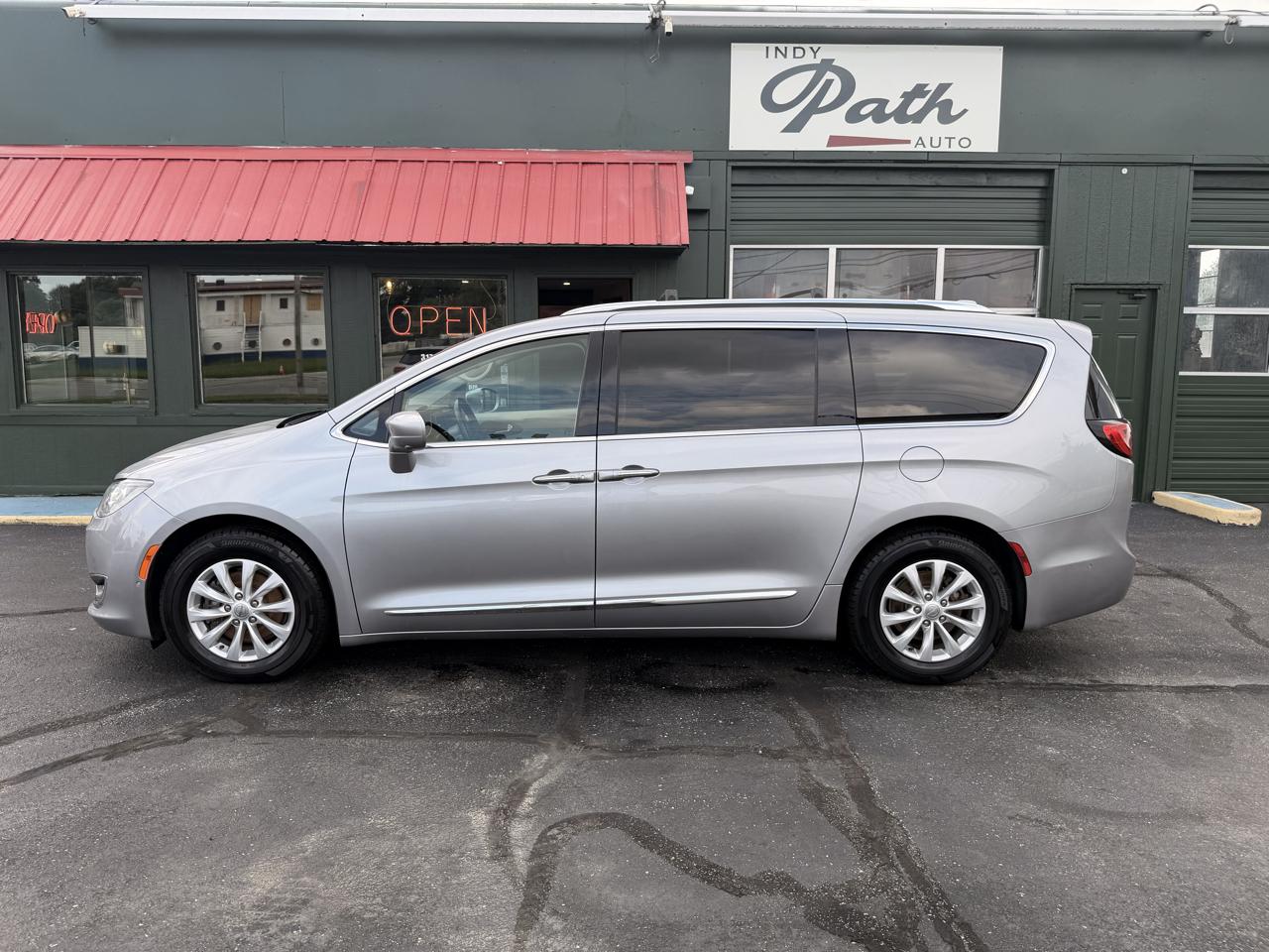 Chrysler Pacifica Touring-L 2018