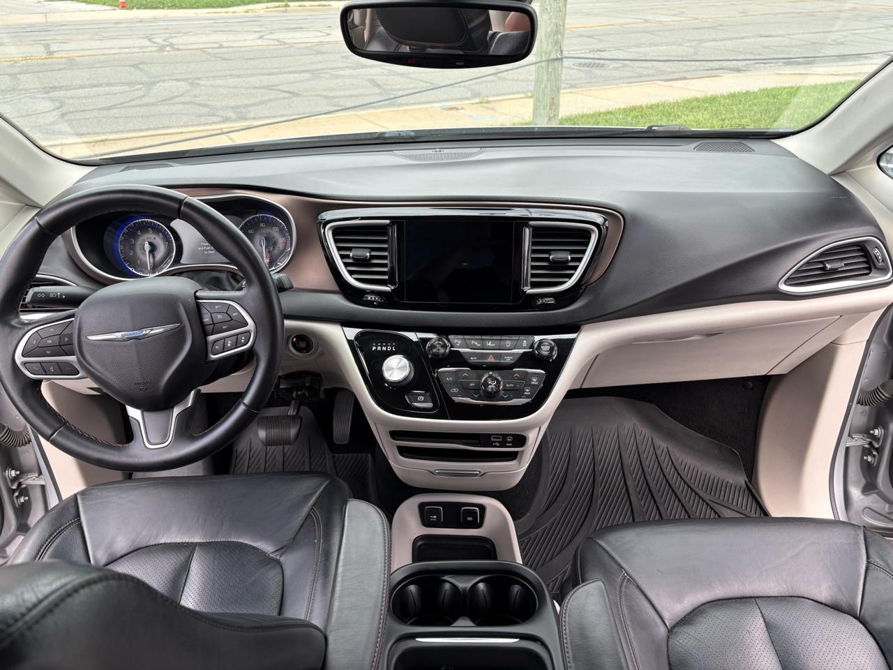 Chrysler Pacifica Touring-L 2018