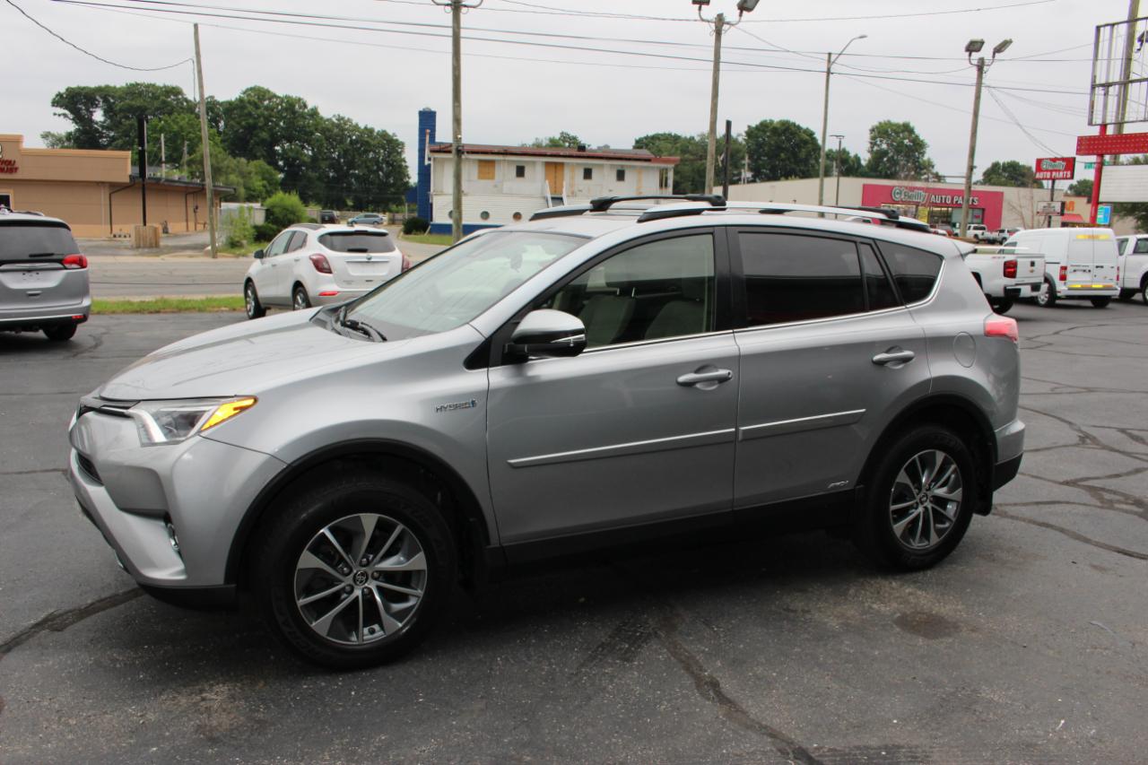 Toyota RAV4 Hybrid XLE 2018