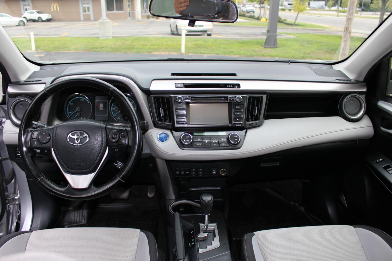 Toyota RAV4 Hybrid XLE 2018