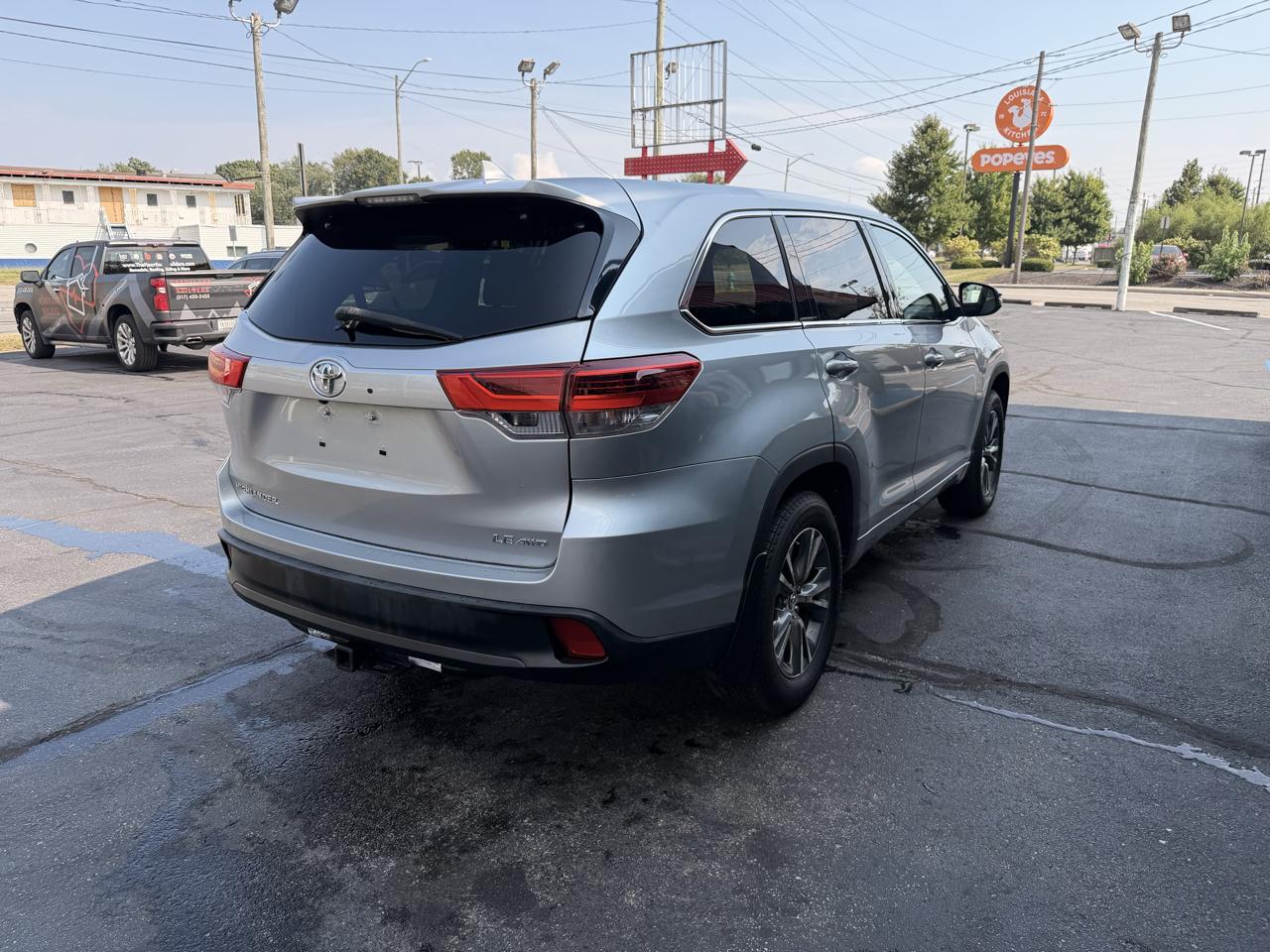 Toyota Highlander LE Plus AWD V6 2018