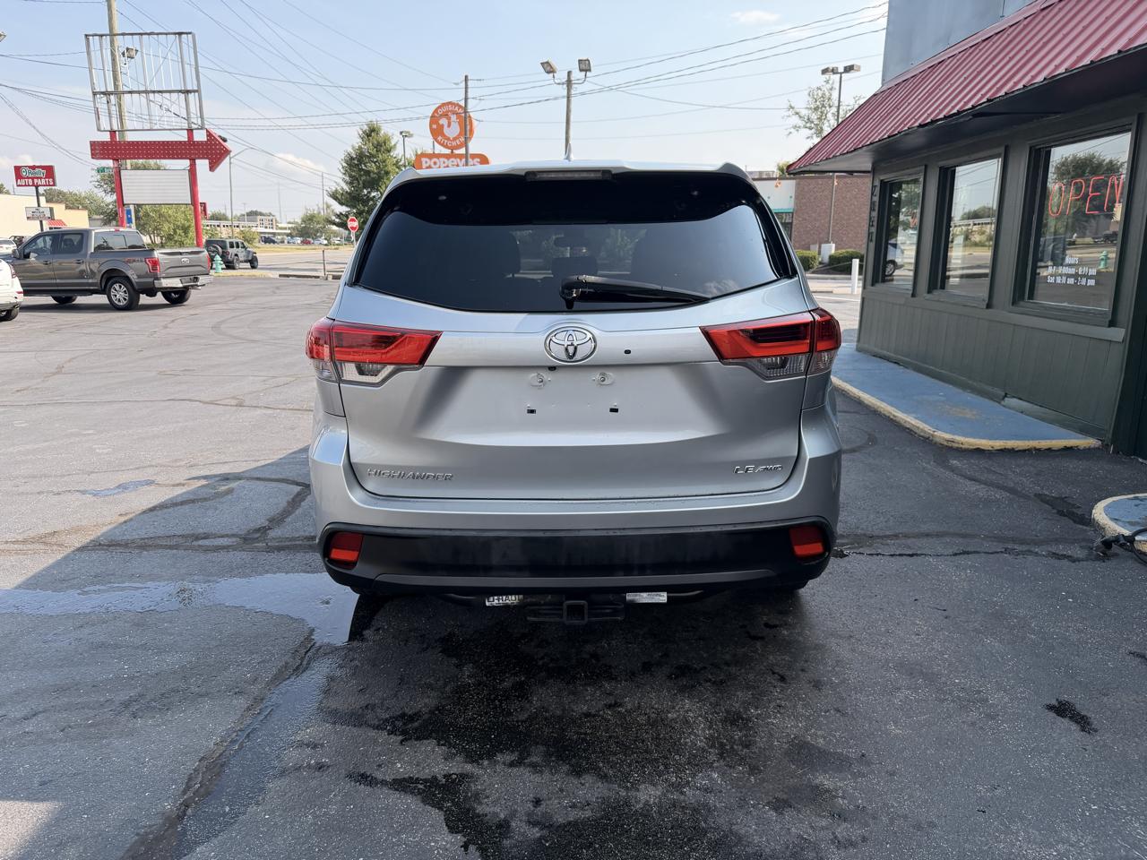 Toyota Highlander LE Plus AWD V6 2018