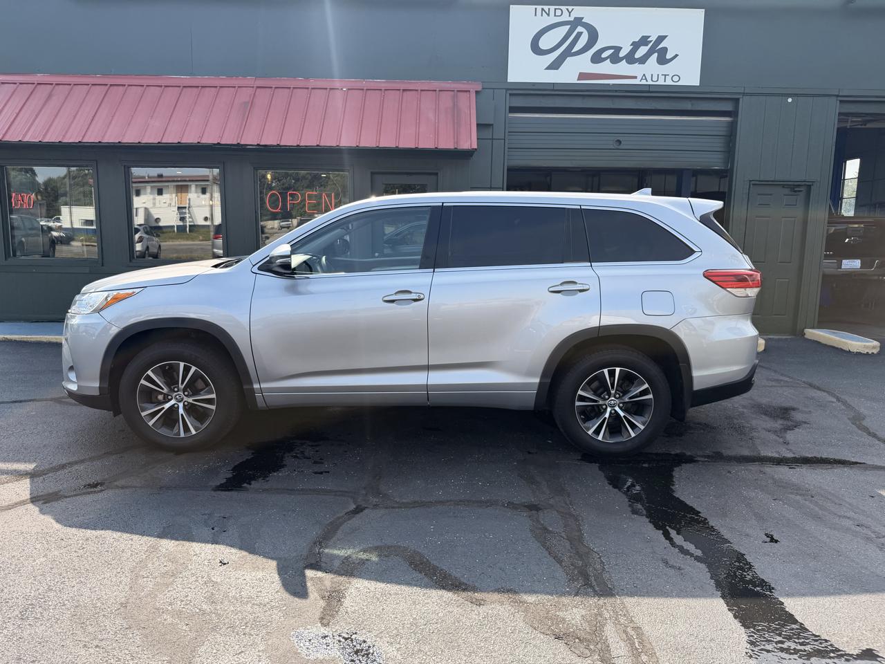 Toyota Highlander LE Plus AWD V6 2018