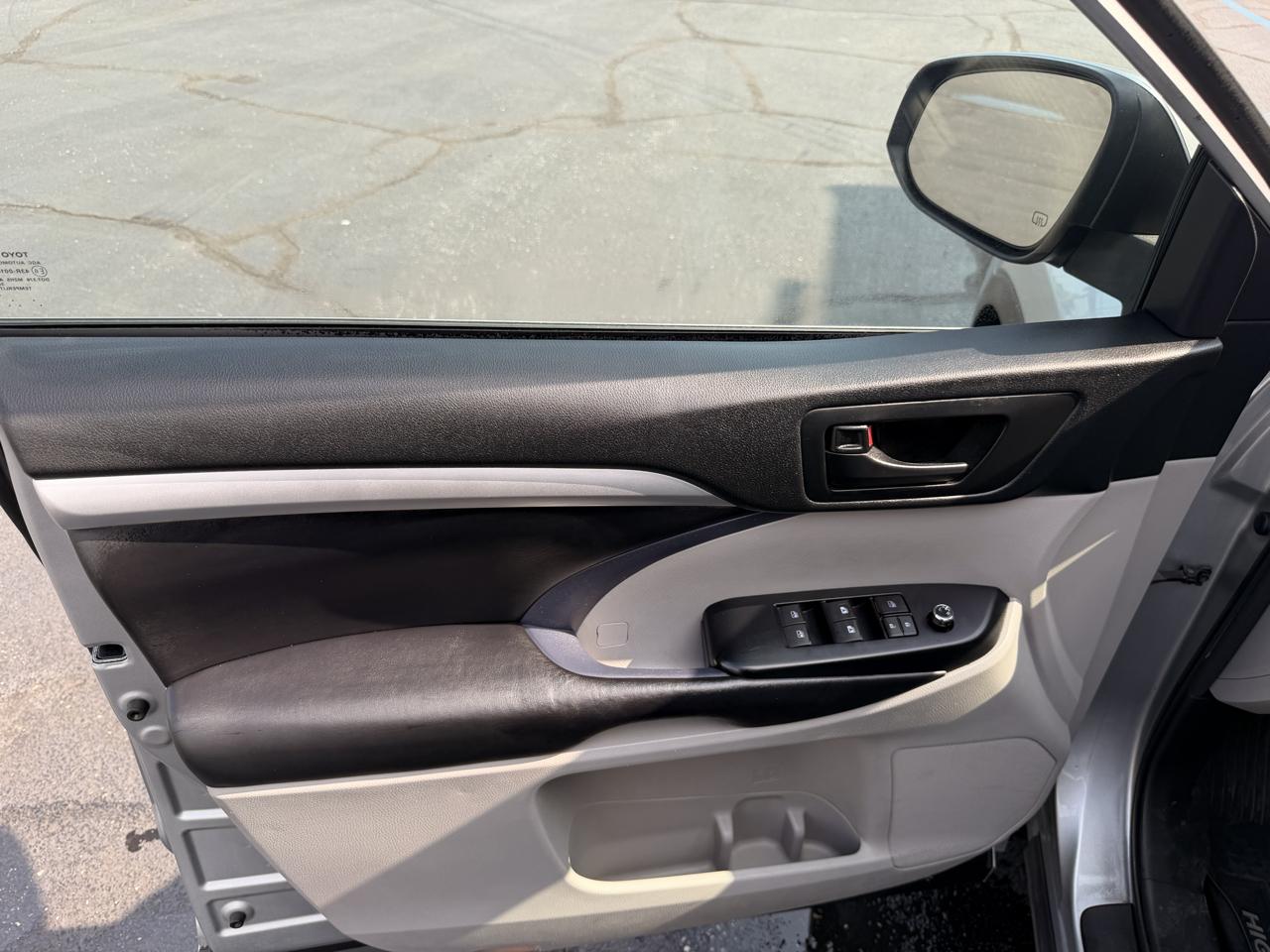 Toyota Highlander LE Plus AWD V6 2018
