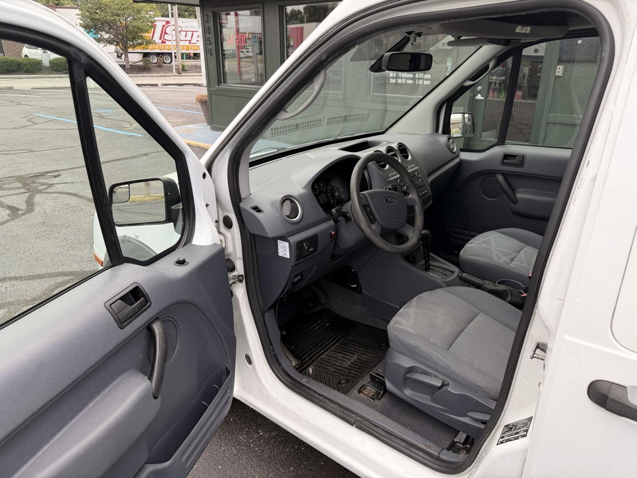 Ford Transit Connect XLT with Rear Door Glass 2013