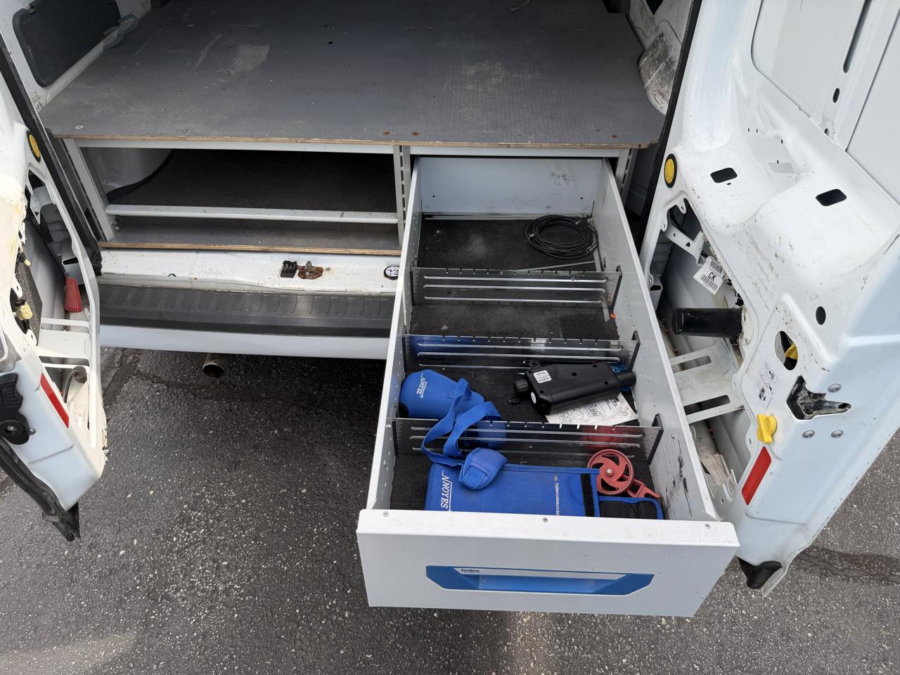 Ford Transit Connect XLT with Rear Door Glass 2013