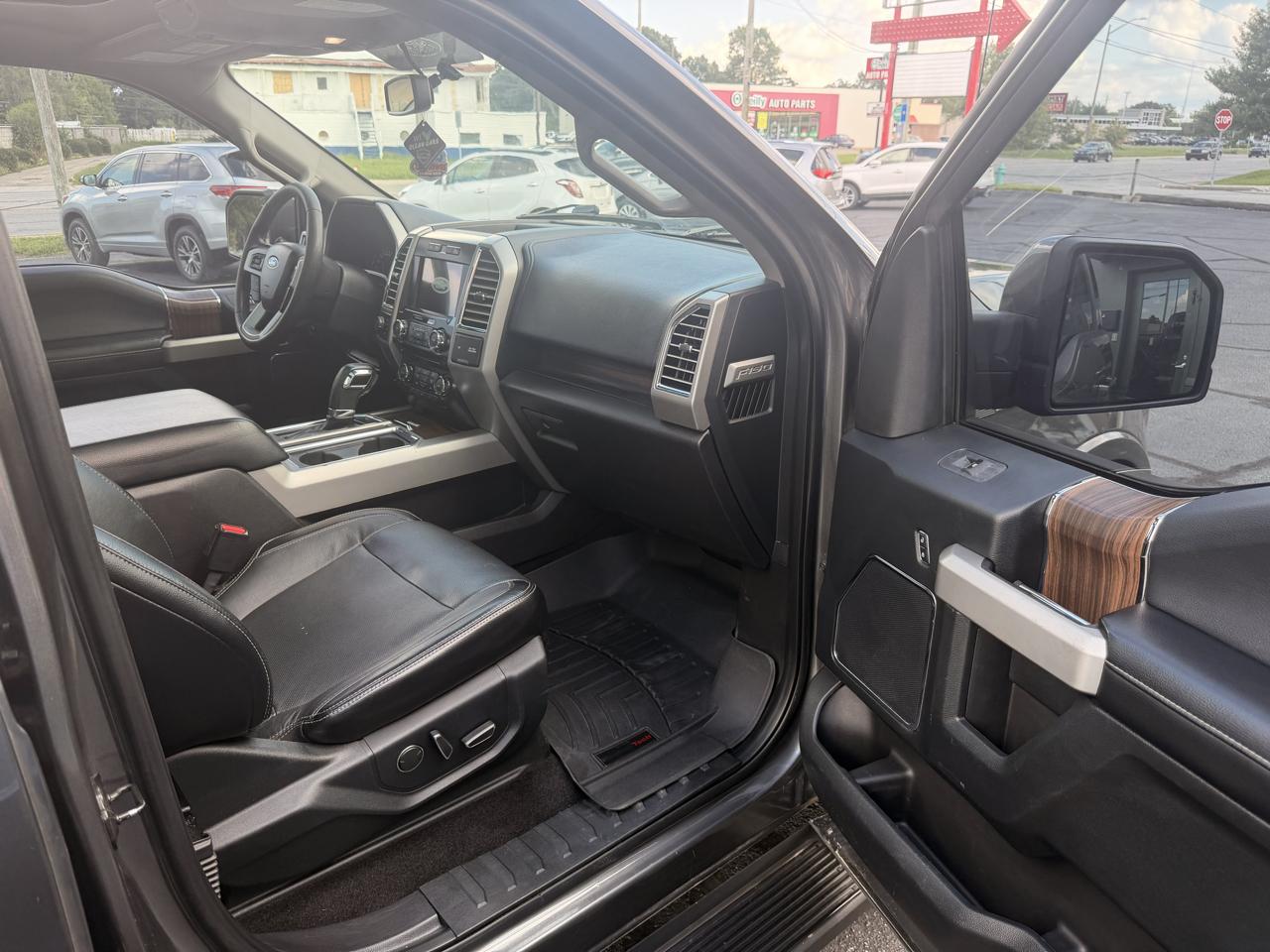 Ford F-150 photo 13