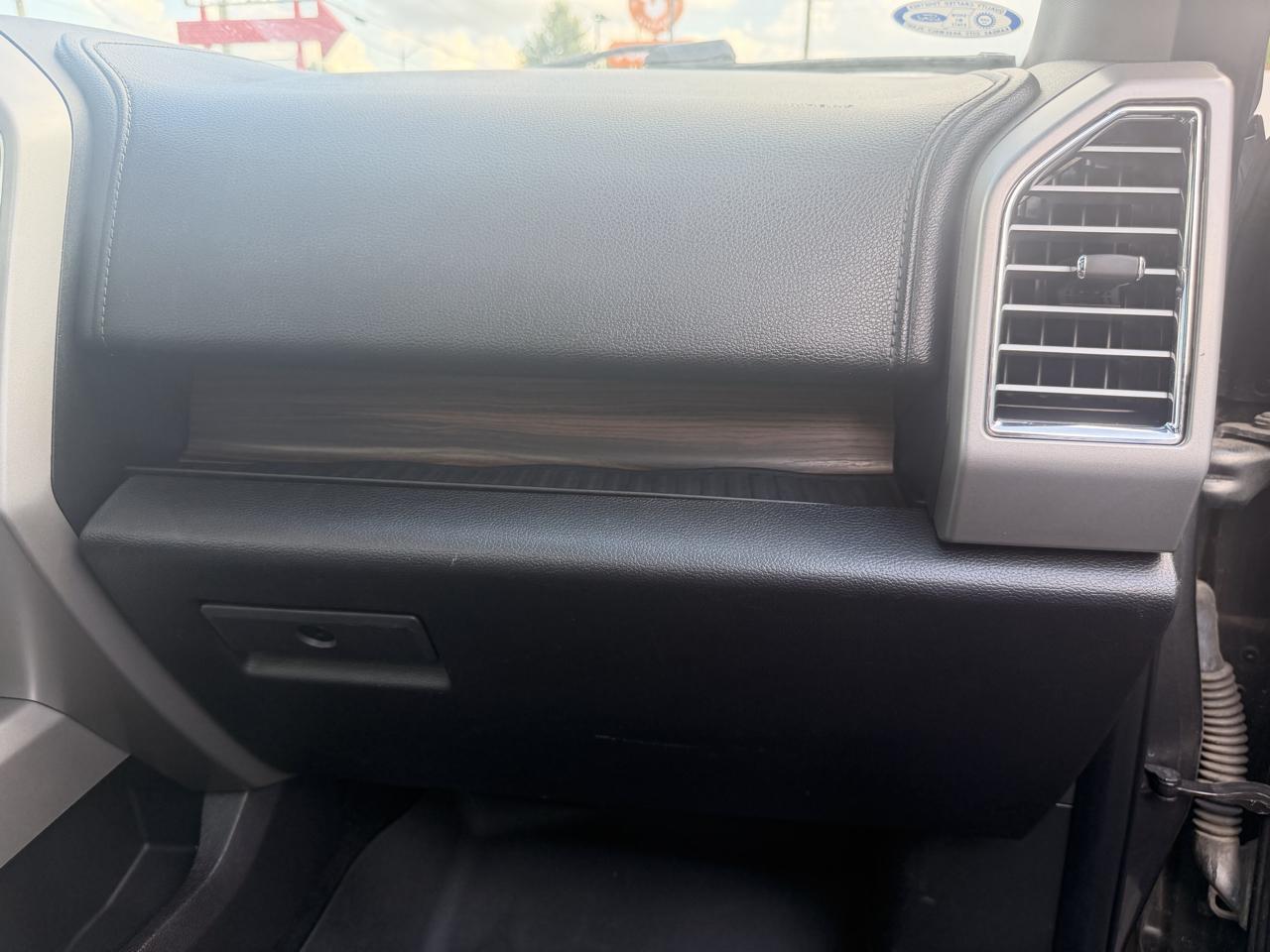 Ford F-150 photo 15
