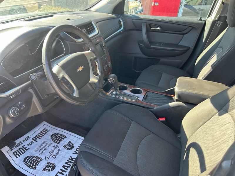 Chevrolet Traverse 1LT FWD 2013