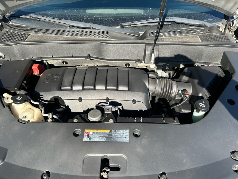 Chevrolet Traverse 1LT FWD 2013