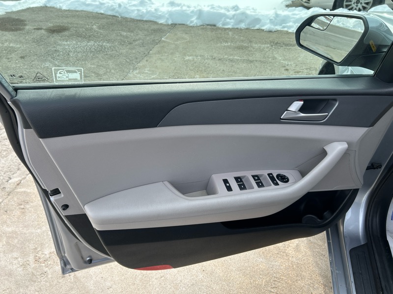 Hyundai Sonata SE 2017