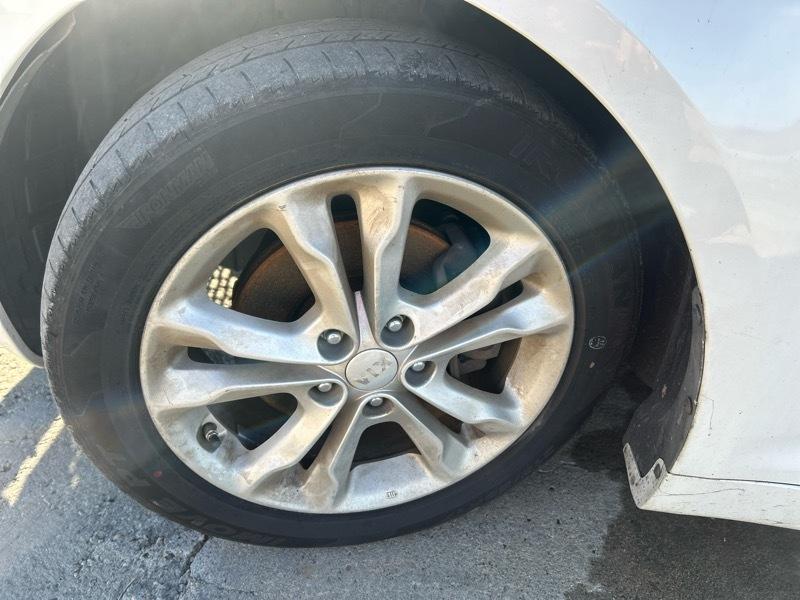 Kia Optima LX MT 2013