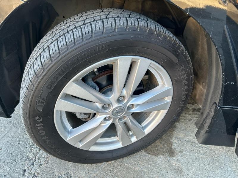 Nissan Quest Platinum 2015