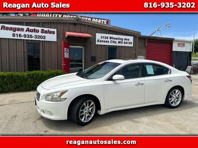 White 2010 Nissan Maxima SV Sedan Front-Wheel Drive Automatic