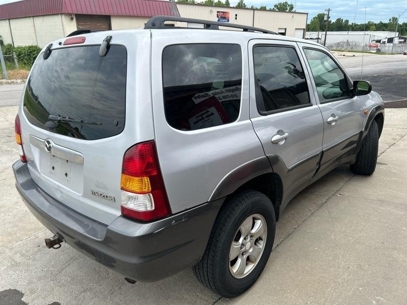Mazda Tribute ES 4WD 2004