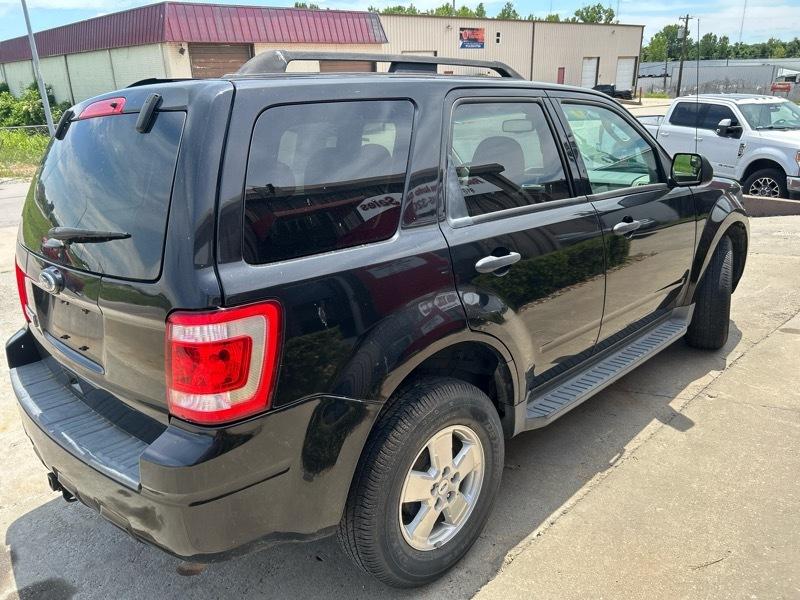 Ford Escape XLT FWD 2011