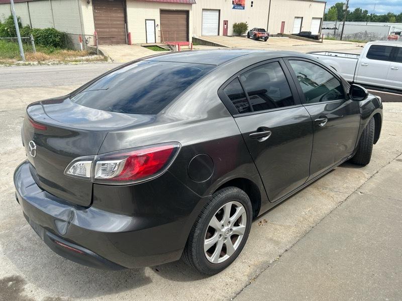 Mazda MAZDA3 i Touring 4-door 2011