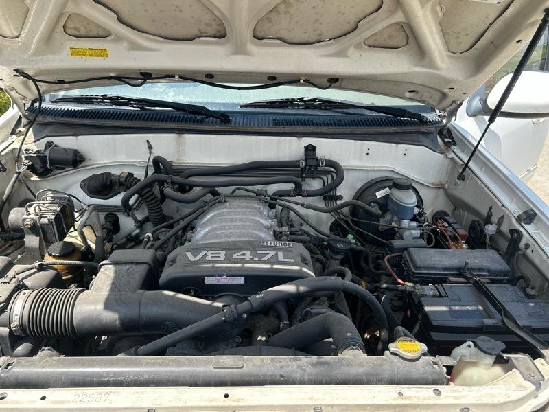 Toyota Sequoia SR5 2WD 2003