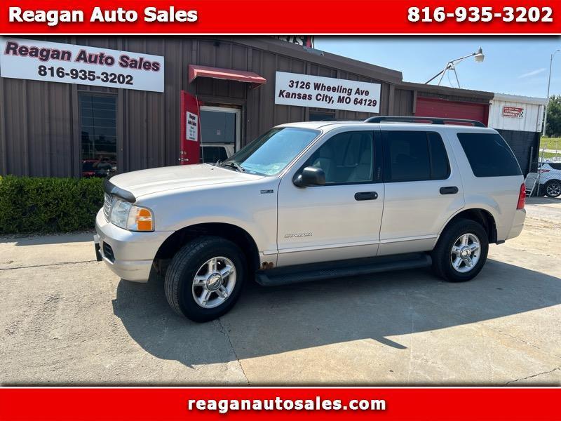 Ford Explorer XLT 4.6L 4WD 2004