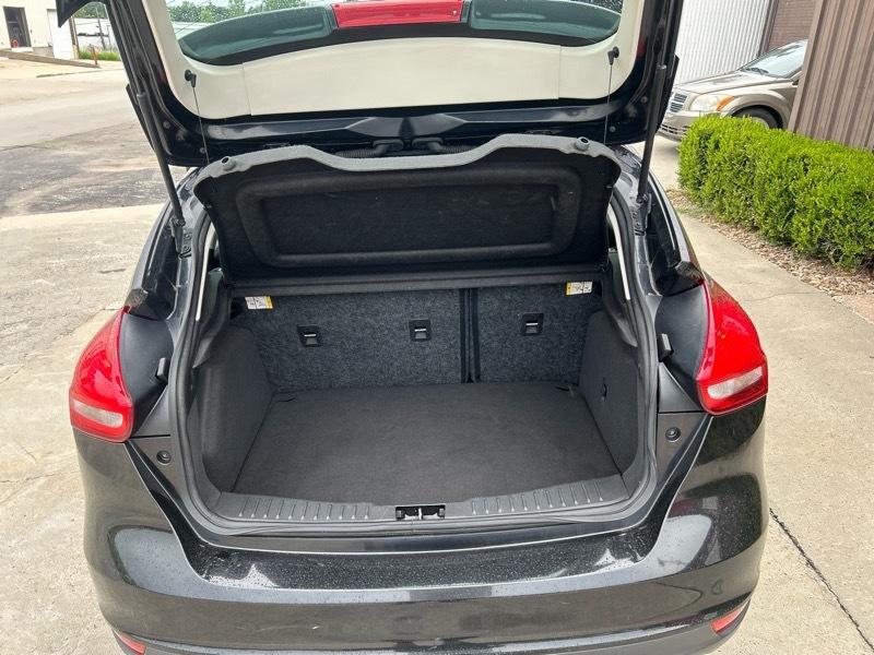 Ford Focus SE Hatch 2015