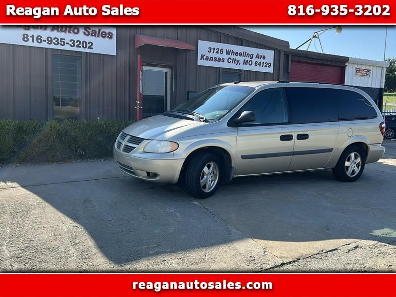 2005 Dodge Grand Caravan SE