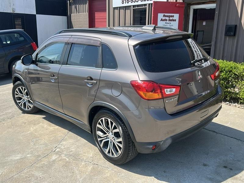 Mitsubishi Outlander Sport 2.4 SEL 4WD CVT 2017