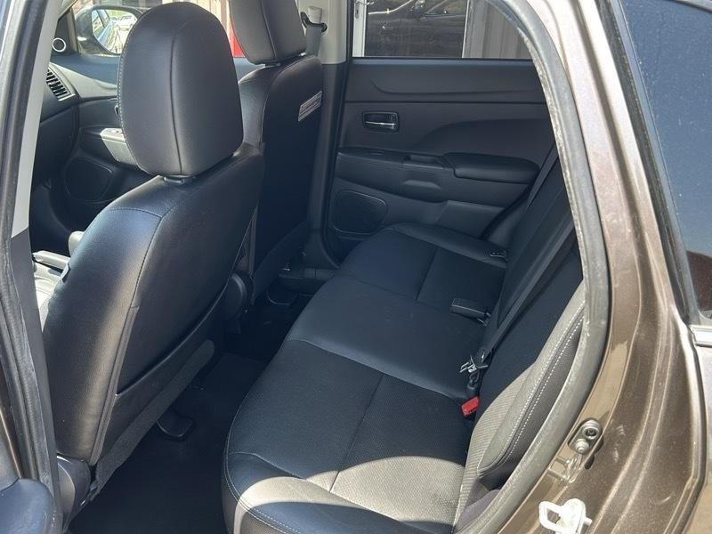 Mitsubishi Outlander Sport 2.4 SEL 4WD CVT 2017