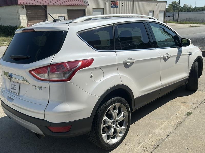 Ford Escape Titanium 4WD 2014
