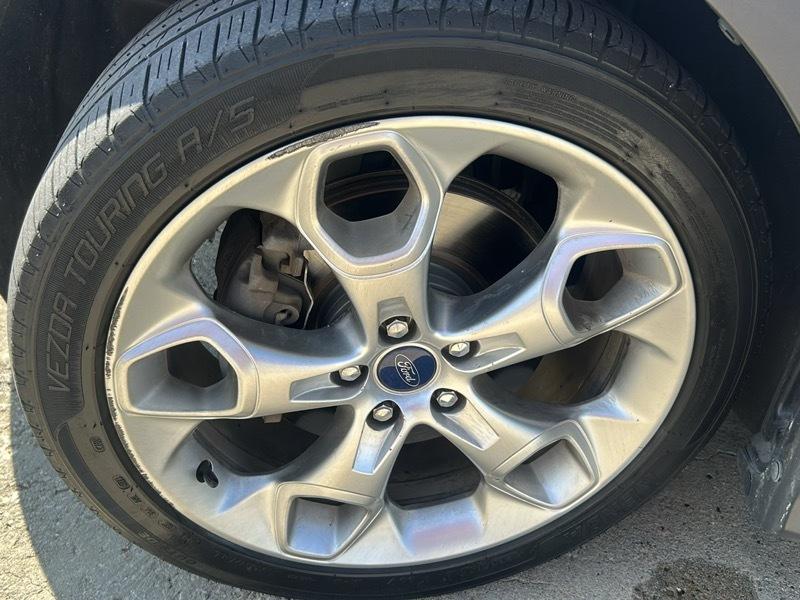 Ford Escape Titanium 4WD 2014