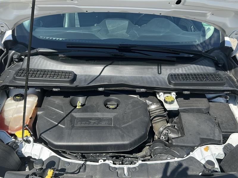 Ford Escape Titanium 4WD 2014