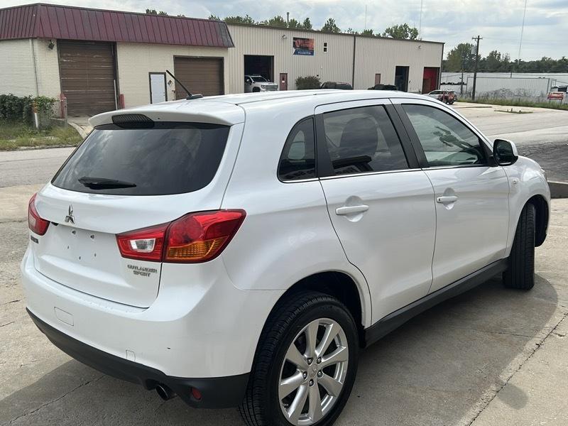 Mitsubishi Outlander Sport SE 2WD 2015