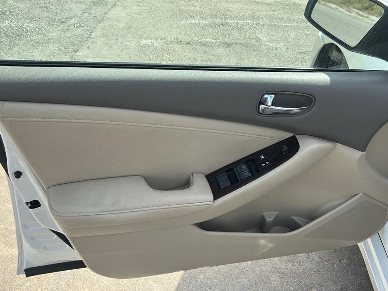 Nissan Altima 3.5 SR 2011