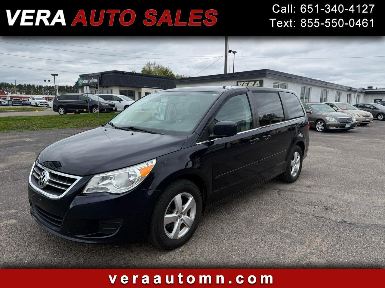 2010 Volkswagen Routan SE