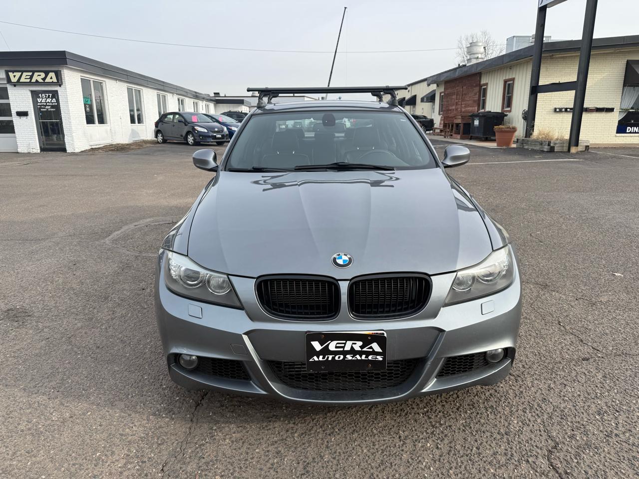 BMW 3-Series 335i xDrive SA 2011