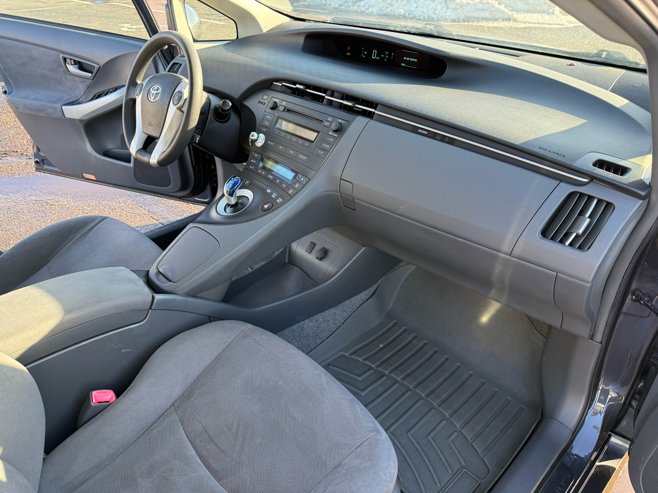 Toyota Prius Prius V 2010