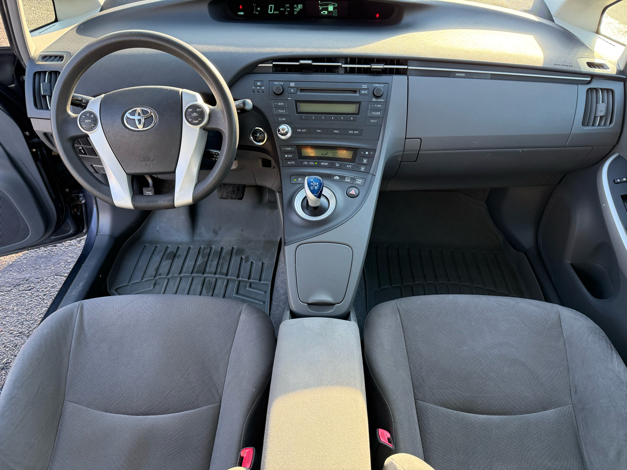 Toyota Prius Prius V 2010