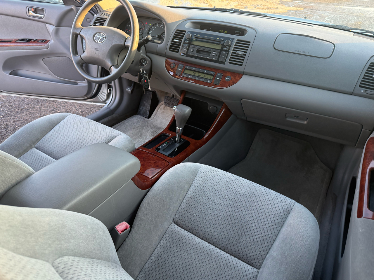 Toyota Camry Standard 2004