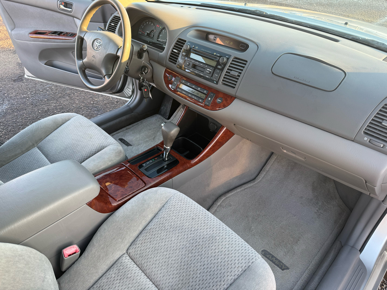 Toyota Camry Standard 2004